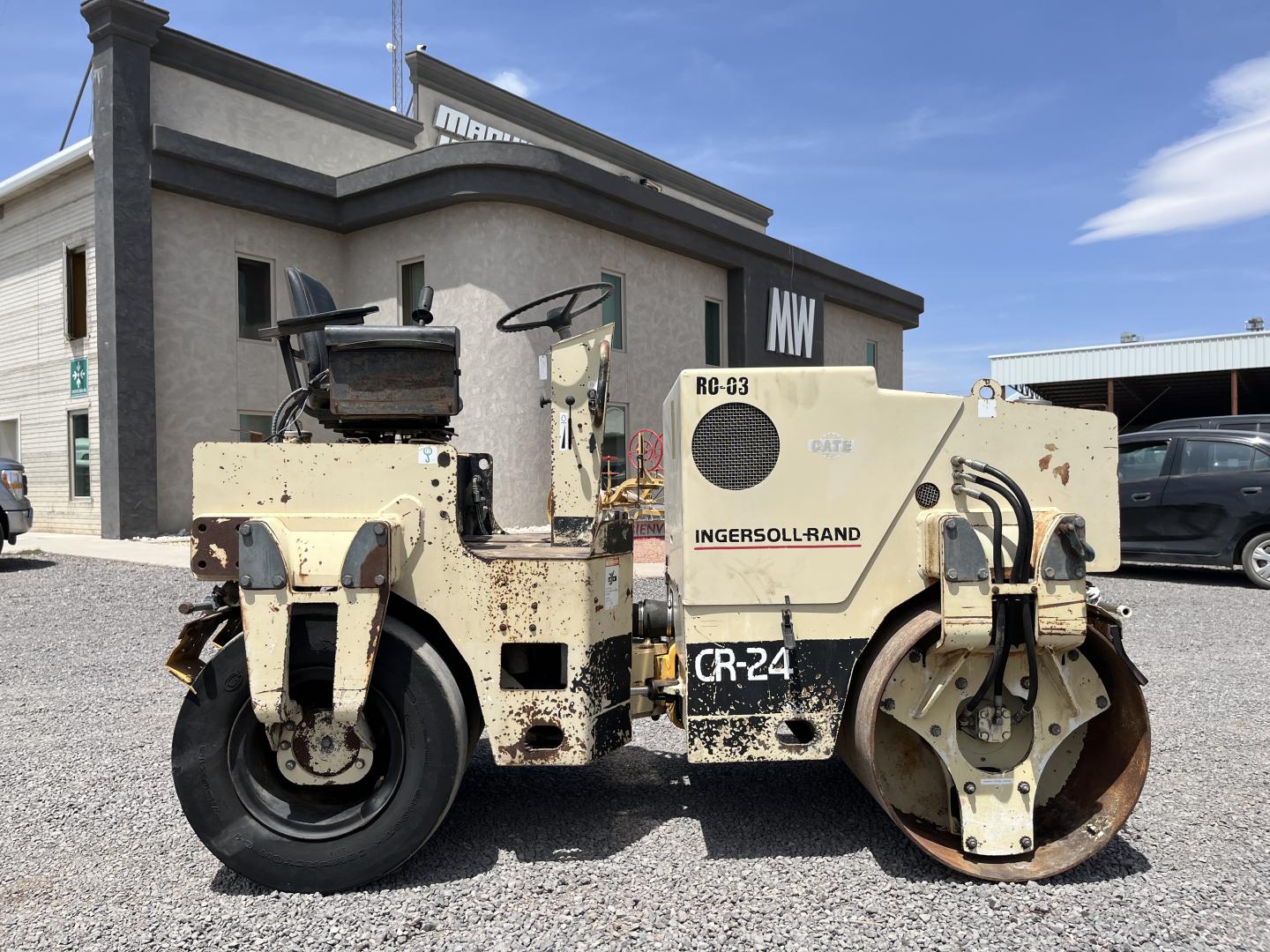 ./imagenes/INVOICE/2019/18116/COMPACTADOR INGERSOLL RAND CR-24 (2).JPG